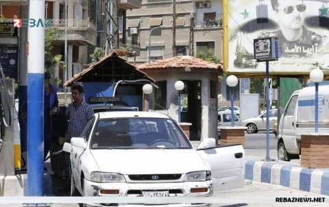 وسط الأزمة.. النظام السوري يخفّض مجدداً حصة البنزين