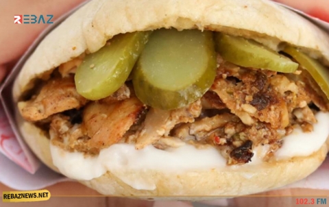 في الأوقات الصعبة للوجبات السريعة: ساندويش شاورما دجاج بالثومية