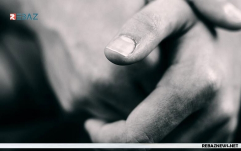 فرقعة الأصابع.. من أين الصوت؟ وهل هي مضرّة بالصحة؟