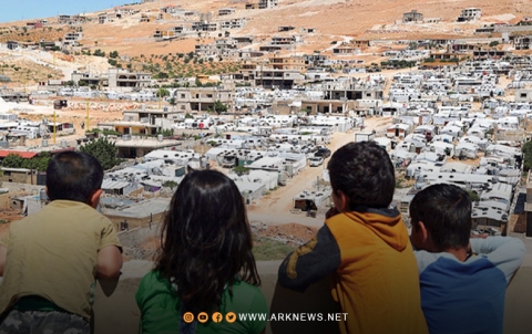شهود عيان: الحرب تستعر واللاجئون السوريون ينزحون إلى مناطق آمنة شهود عيان: الحرب تستعر واللاجئون السوريون ينزحون إلى مناطق آمنة
