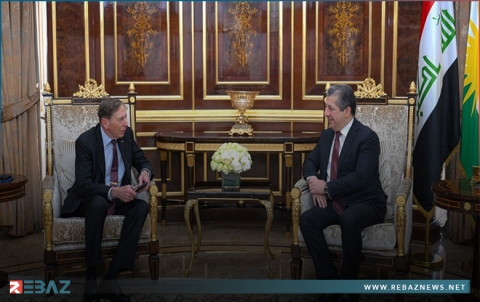 مسرور بارزاني وديفيد بتريوس يبحثان مجمل الأوضاع في المنطقة 