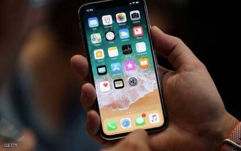 احذر من آيفون.. هاتفك يحتفظ بـ