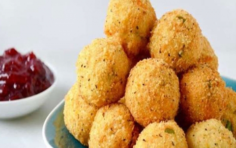 طريقة عمل كرات البطاطس بالدجاج
