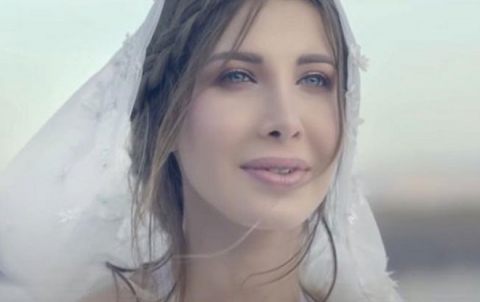نانسي عجرم تطرح كليب أغنيتها (الحب زي الوتر) تزامناً مع (عيد الحب)