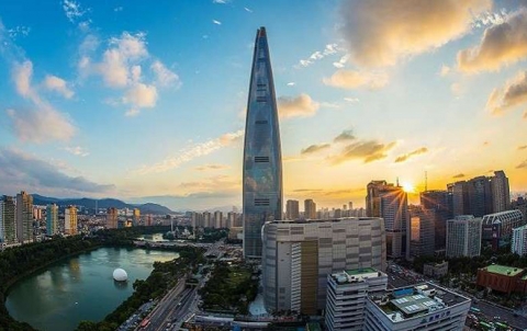 121 طابقاً في دقيقة.. تعرف على أسرع مصعد في العالم!